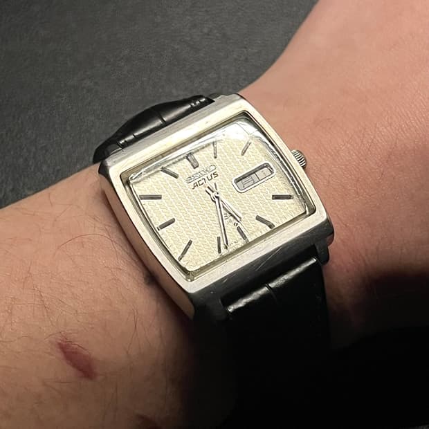 세이코 액터스 빈티지스퀘어