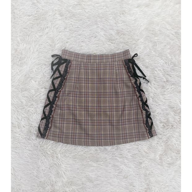로지타 사이드 레이스업 체크 미니 스커트 