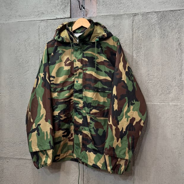 밀리터리 카모 아웃도어 자켓 (XL)