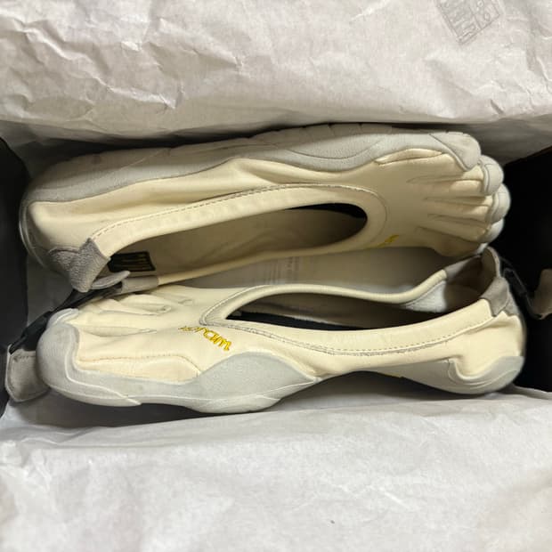 비브람 클래식 에보 에크루  40사이즈 