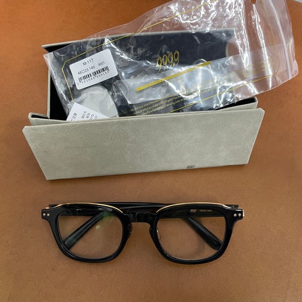 포나인즈 안경 m117