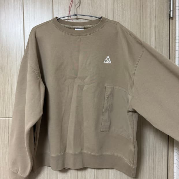 (XL) acg 베이지 포켓맨투맨