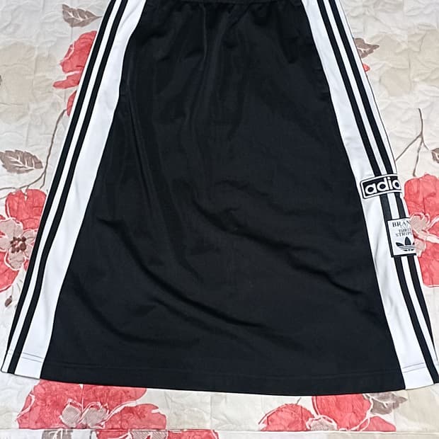 아디다스 트레이닝스커트 L 기장72