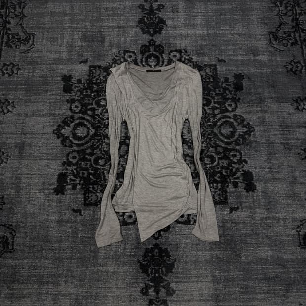 The twelve drape asymmetry cut sew
