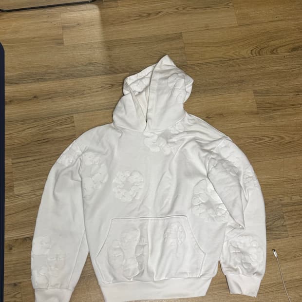 데님티어스 화이트 후드