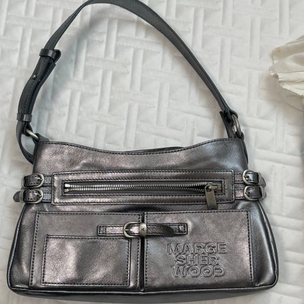 마지셔우드 FLAT POCKET SHOULDER_metallic grey