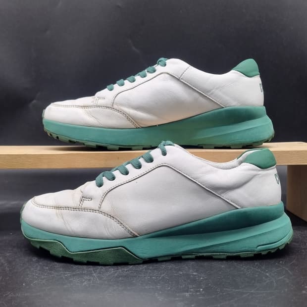 캠퍼 스파이크리스 골프화36 220