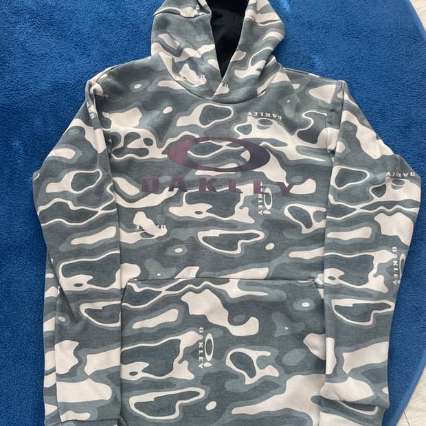 오클리 카모플라쥬 패턴후드