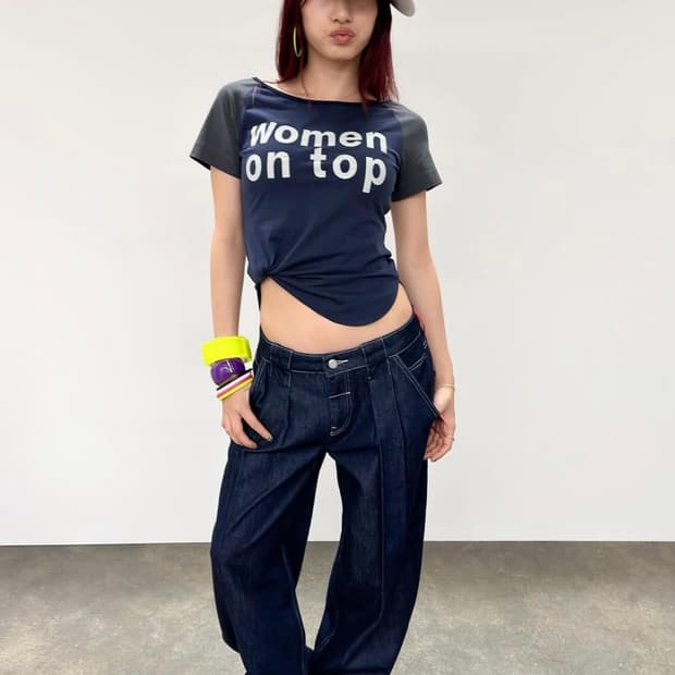 네이비 톱