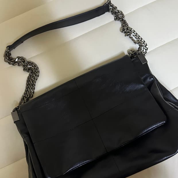 자라 락플랩 가방