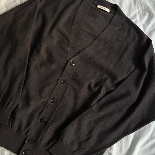 르메르 트위스티드 가디건 앤트러사이트