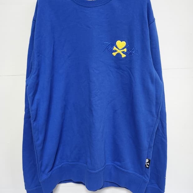 tokidoki 라운드 맨투맨티 L사이즈