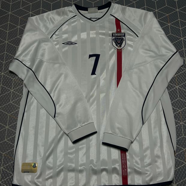 오버더피치 엄브로 잉글랜드 110