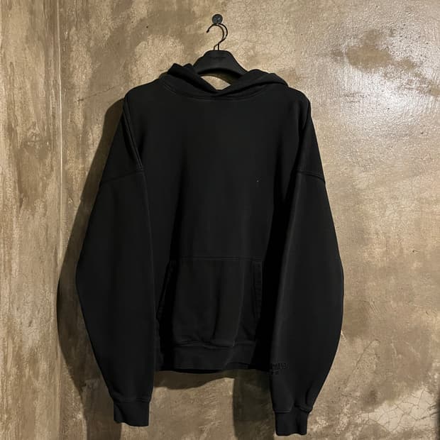 피오갓 에센결 후드티