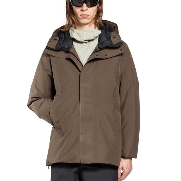 골드윈 / 고어텍스 스노우 레인지 다운자켓