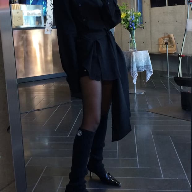 트리밍버드 3-way High-neck Wrap Blouse 블랙