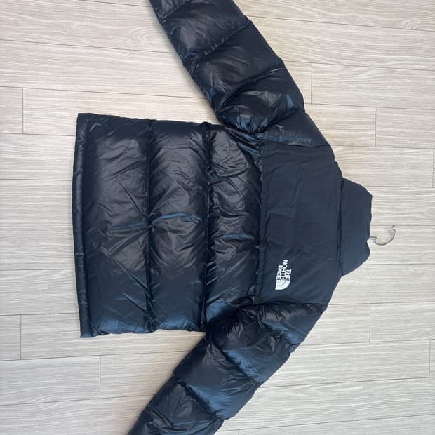 노스페이스 눕시 온 볼 자켓 블랙