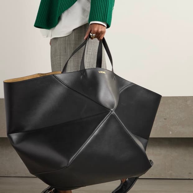 로에베 폴딩백 라지 블랙 풀구성 loewe