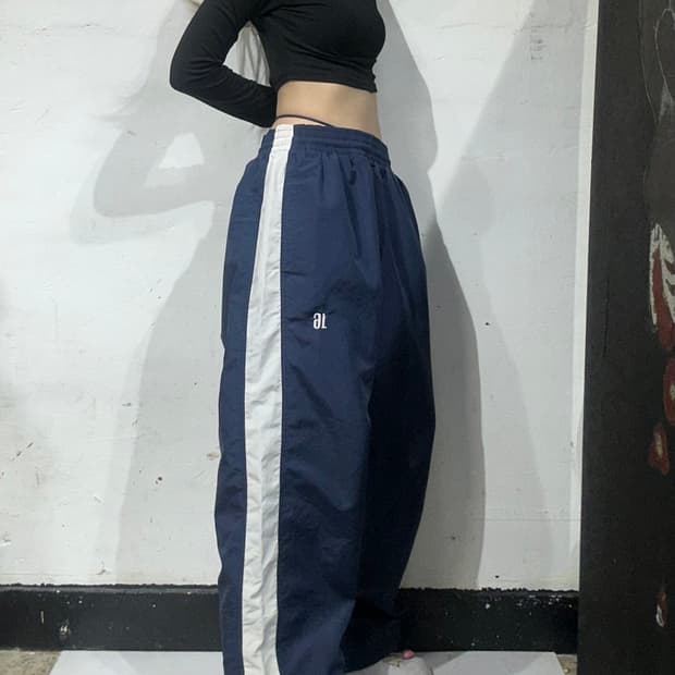 리복 네이비 와이드 화이트 사이드 라인 트랙 팬츠 