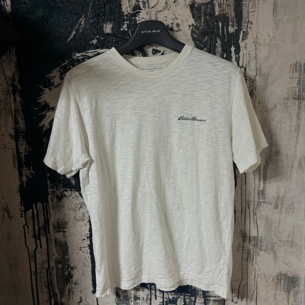 Eddie Bauer t-shirt