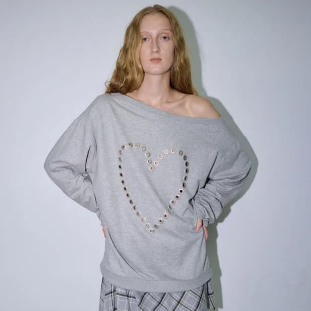 (급처) 폴리수엠 러브 아일렛 스웻셔츠