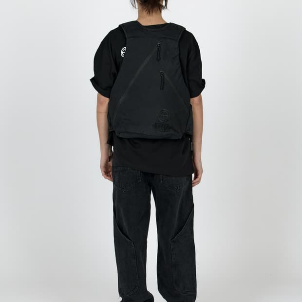 MPa CHEST BELT BAG BLACK