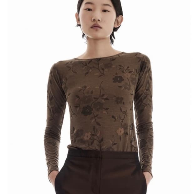 teak flower jacquard slim top