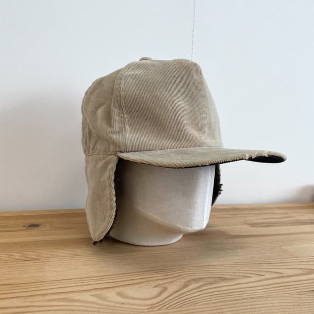 카시라 코듀로이 이어커브 캡