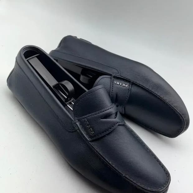 프라다 로퍼 265