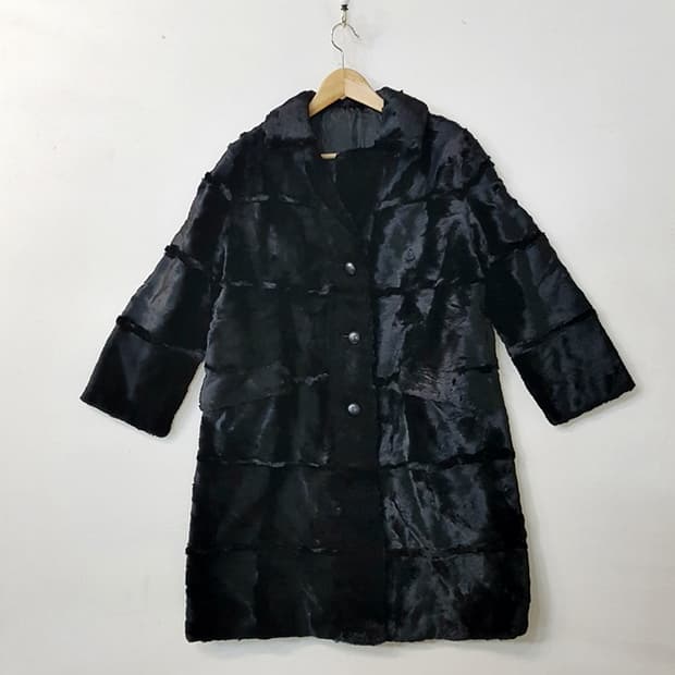 쉐어드 밍크 모피 하프 코트 블랙