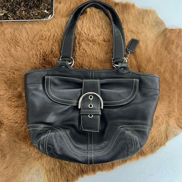 올드 코치 레더 핸드백