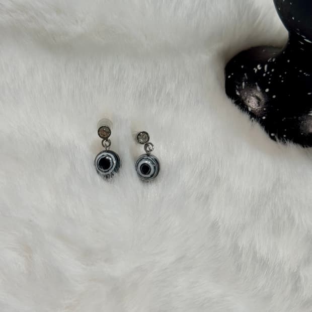 하나뿐인 무늬〰️ 마블 스톤 귀걸이🦓🖤