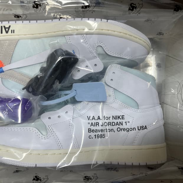 [280] 조던 1 x 버질 아블로 아카이브 레트로 하이 알래스카 화이트