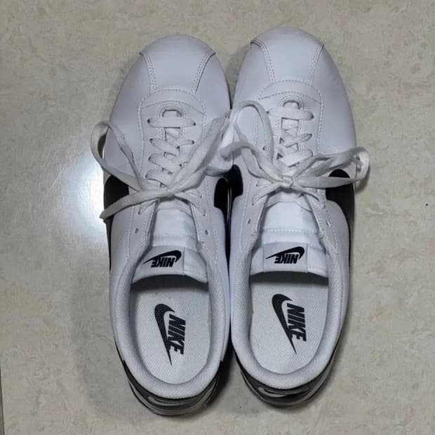나이키 코르테즈 285