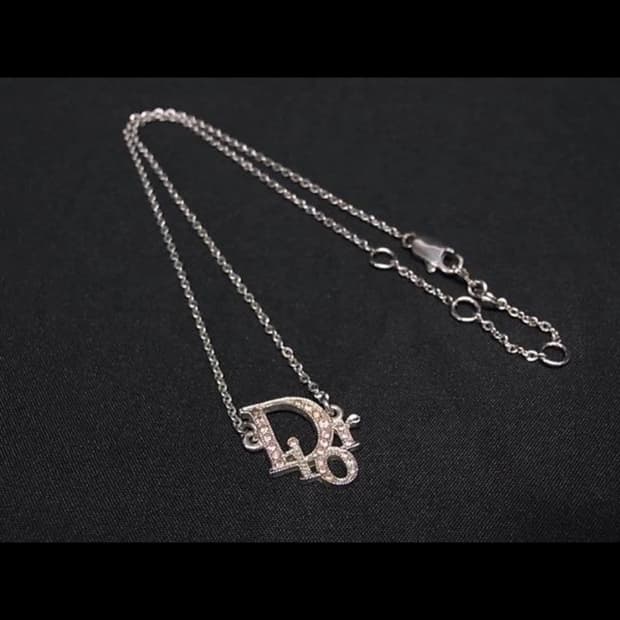 디올 핑크 오블리크 큐빅 목걸이 