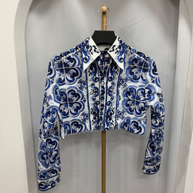 백화점판 돌체앤가바나 셔츠 42사이즈 