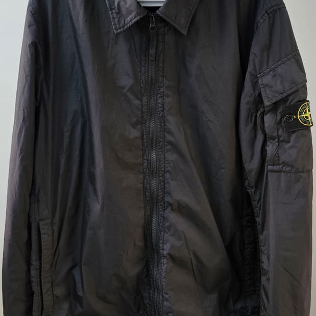 스톤아일랜드 크링클랩스 오버셔츠10223 블랙(L)