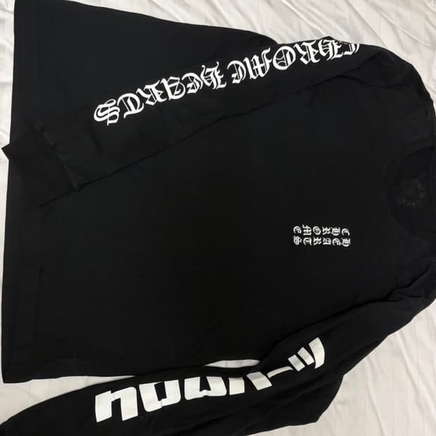 크롬하츠 도쿄한정 롱슬리브