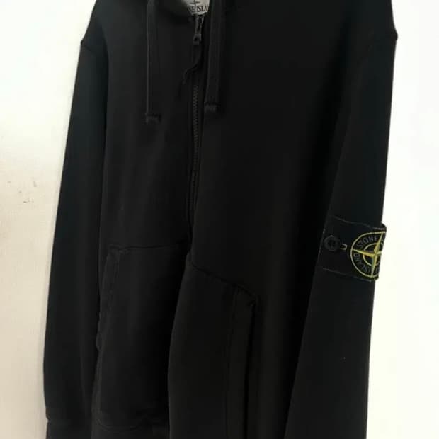 스톤아일랜드 후드집업 블랙 M