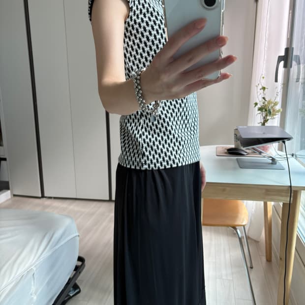 Diamond Half-Neck Top