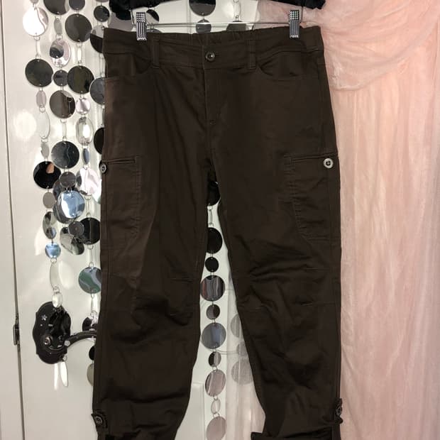 Brown capri pt