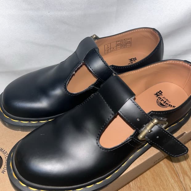 닥터마틴 메리제인 230