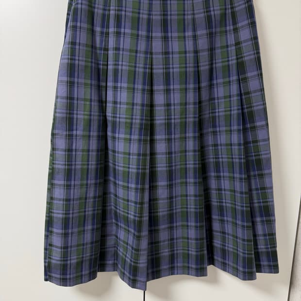 노컨텐츠 체크 스커트