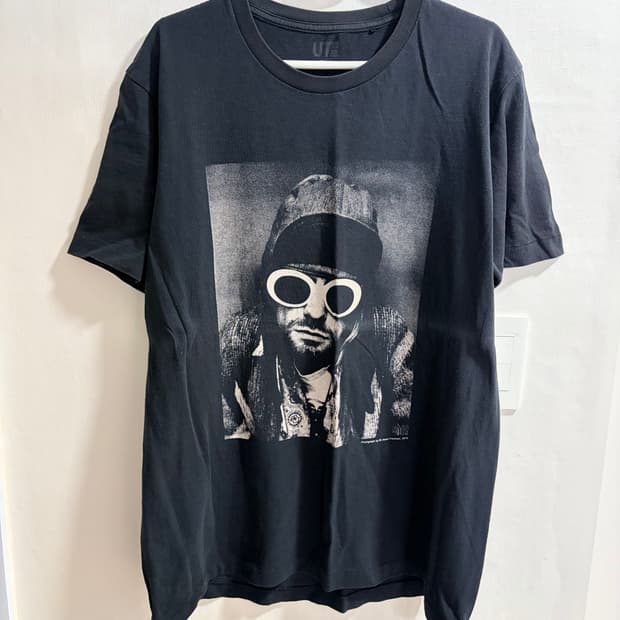 커트코베인 ut 티셔츠