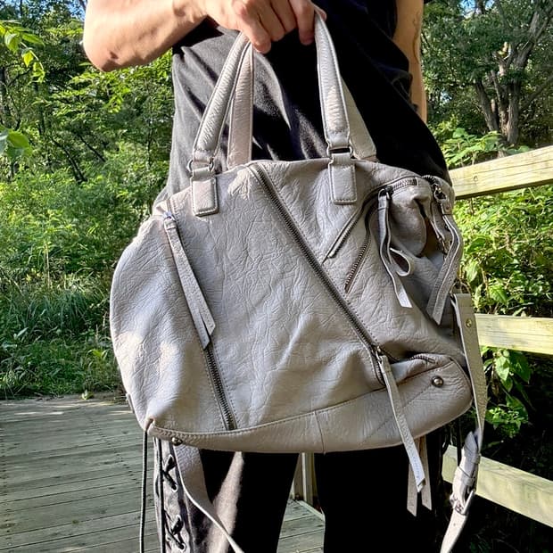“Unknown” 00‘s Design Multi Zipper Grey 