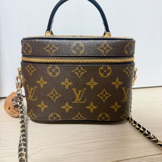 루이비통 베니티백 PM