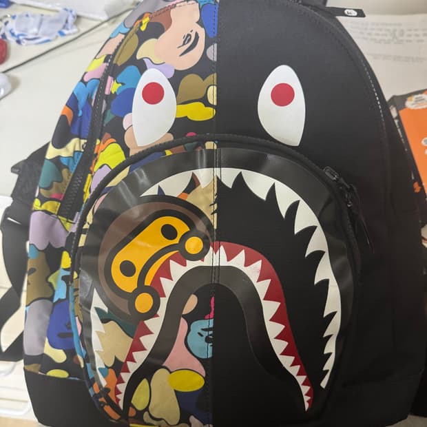 베이프 멀티 카모 마일로 샤크 백팩