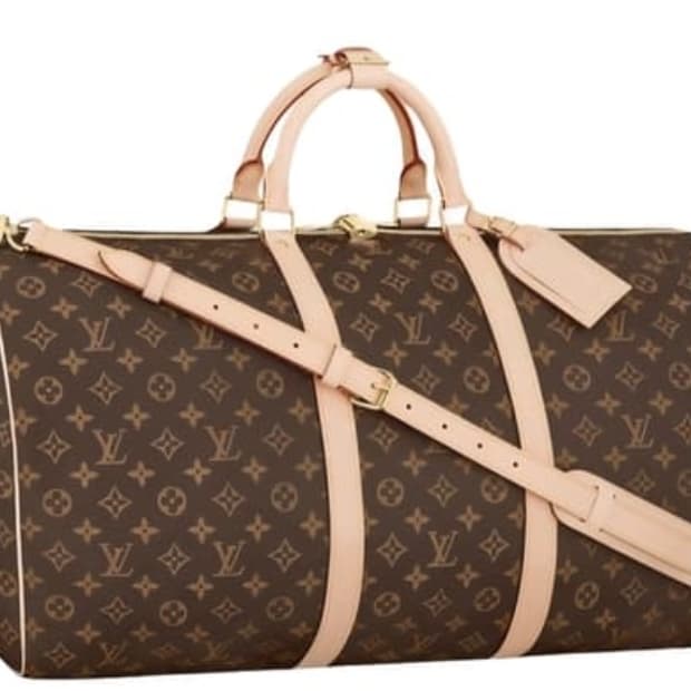 (새제품.한국명품감정원보증서발급가능)새제품 루이비통 모노그램  키폴60