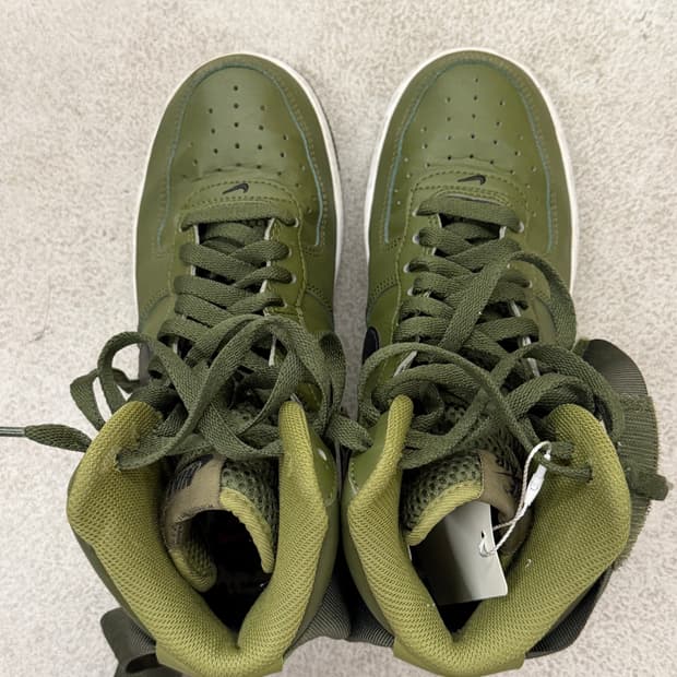 나이키 에어포스 1 하이 Hoops Pack (카키)