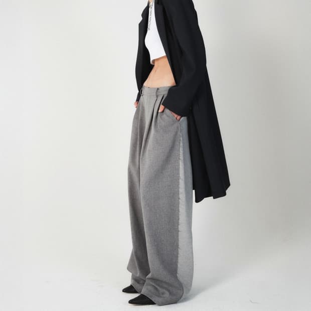 더일마 콘트라스트 스웻팬츠 그레이 S